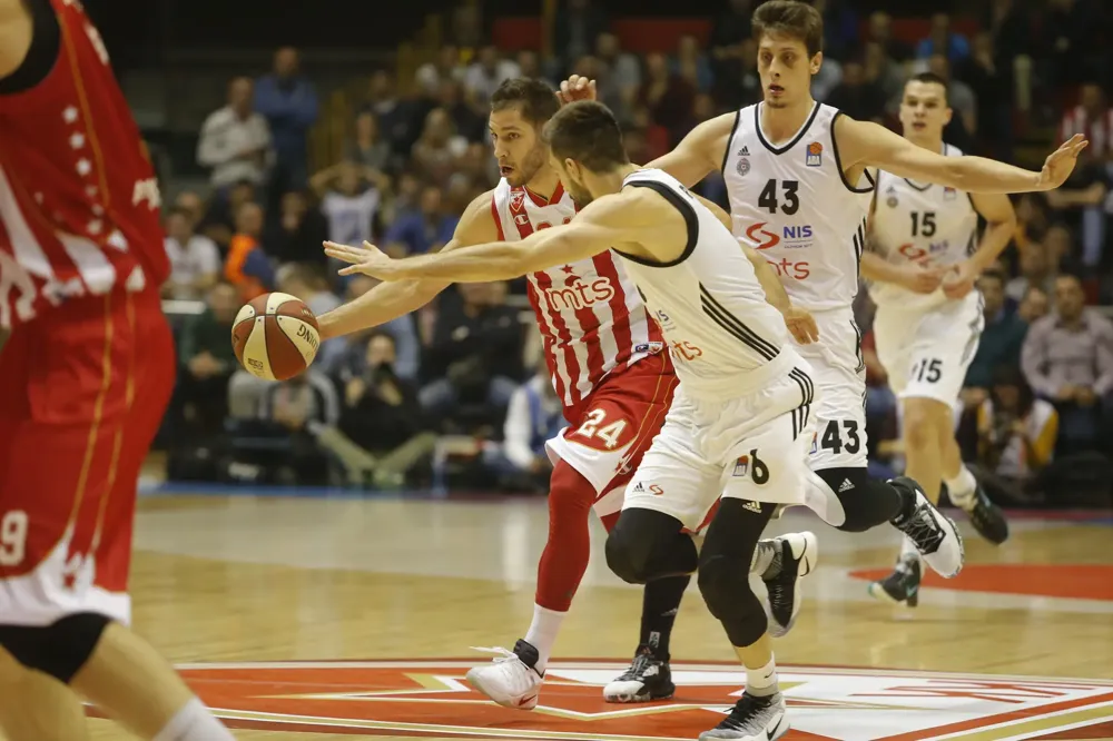 Partizan i Zvezda u večitom derbiju u ABA ligi