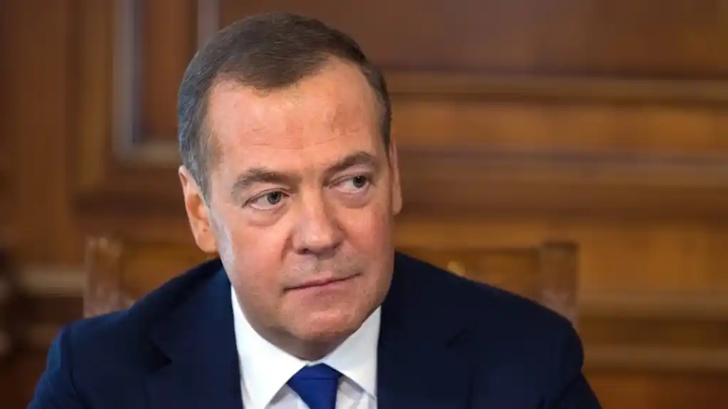 Medvedev: NATO trupe će biti eliminisane ako se pojave u Ukrajini