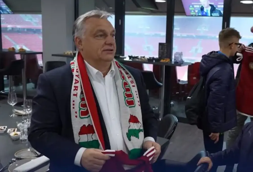 UEFA nije videla rasizam u zastavi „Velike Mađarske” koju je Orban nosio na fudbalskoj utakmici
