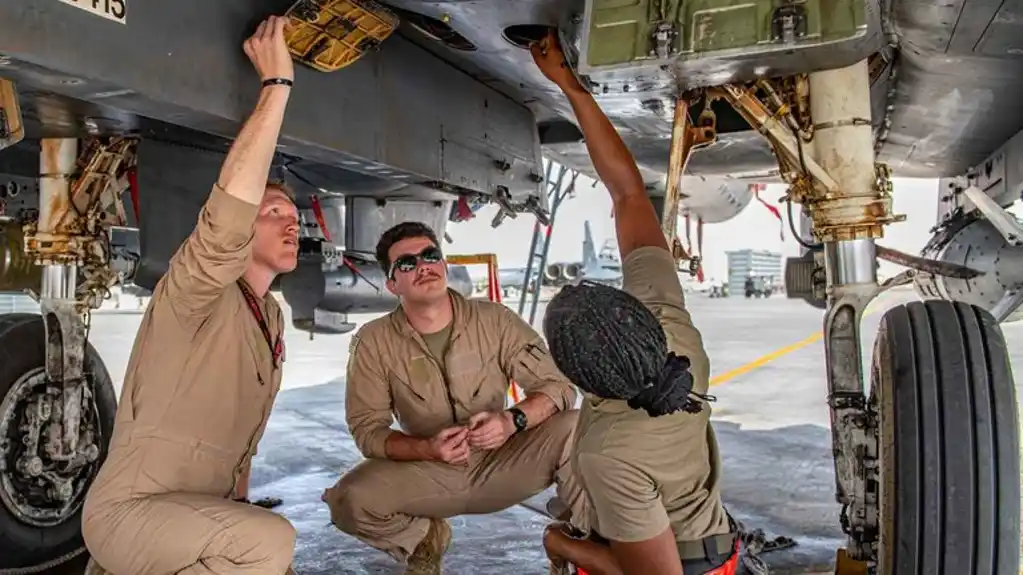 Pentagon procenjuje rizik od raka za američke pilote