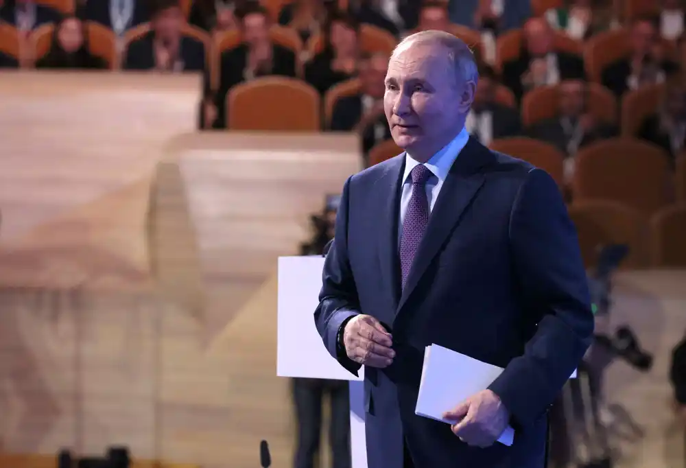 Putin poručuje ruskim milijarderima da stave patriotizam ispred profita