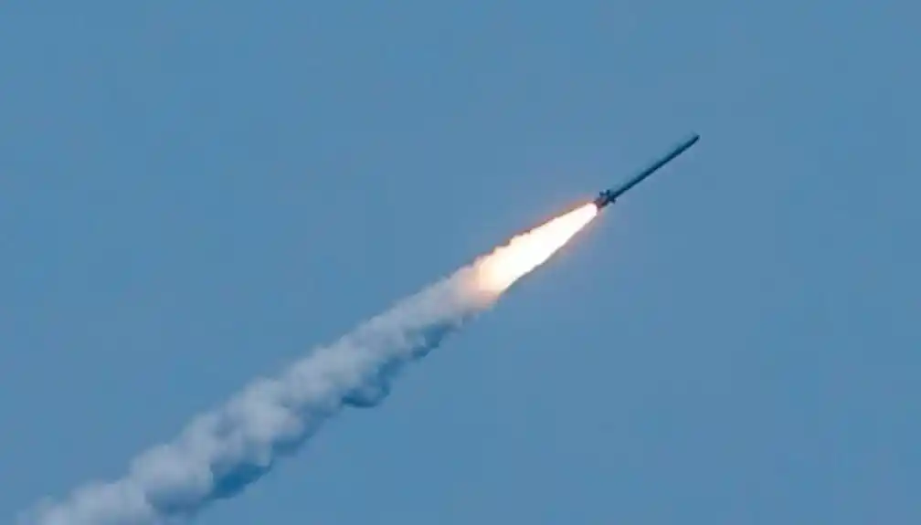 Rusi raketama S-300 napale stambeni kompleks u Zaporožju