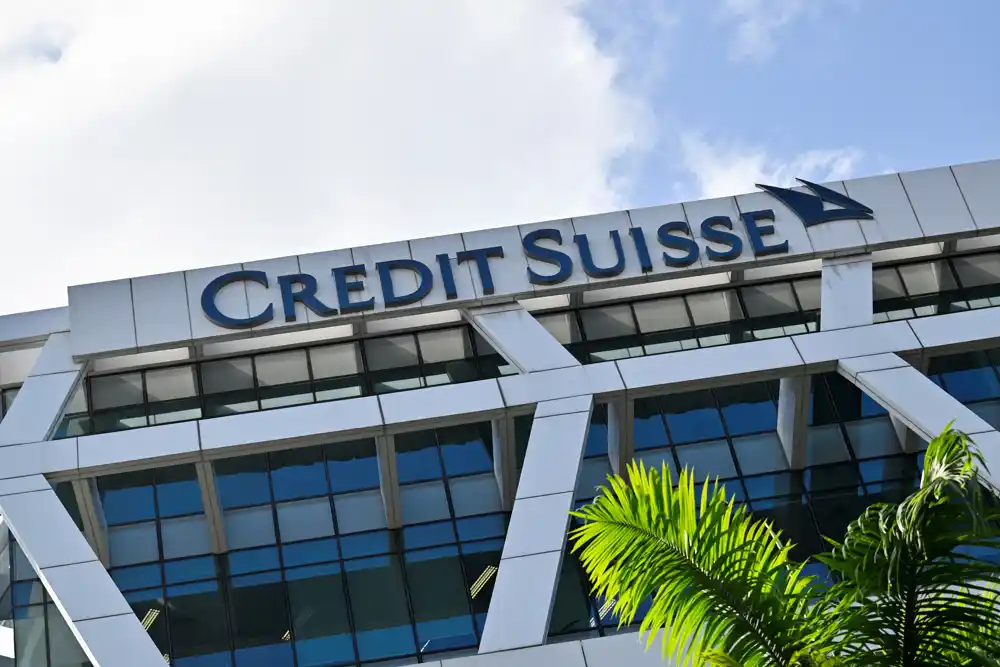 UBS u pregovorima o kupovini Credit Suisse-a u sukobu