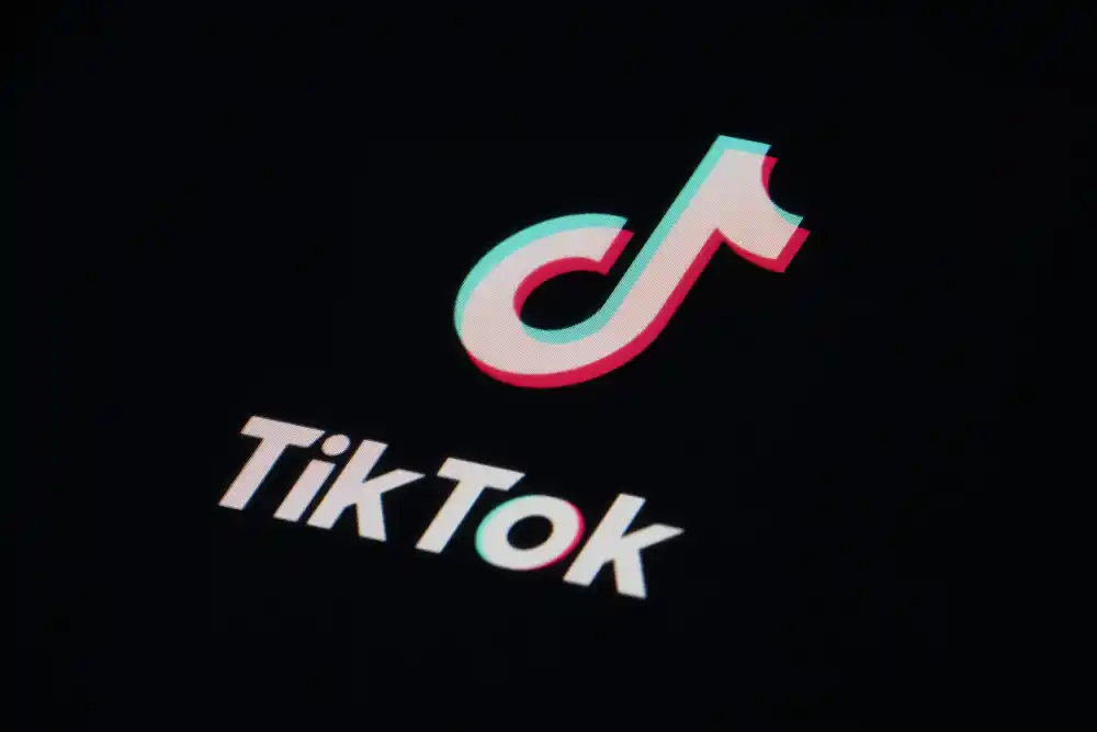 Britanija zabranjuje TikTok na državnim telefonima