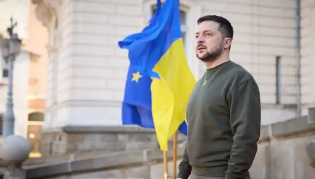 Zelenski: Ukrajina još ne može u kontraofanzivu, čekamo municiju