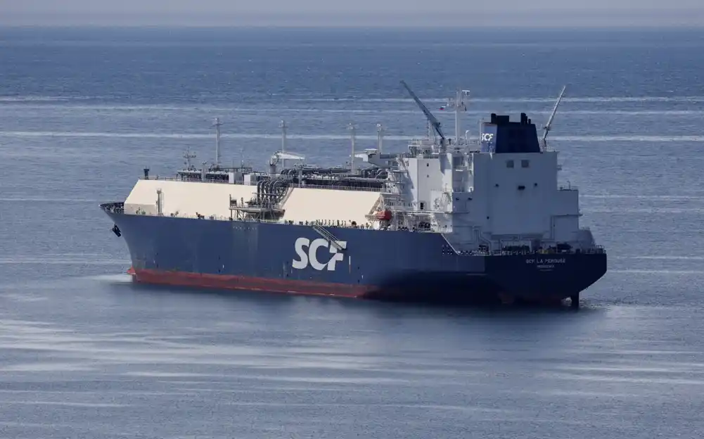 Zemlje EU traže zakonsku opciju da zaustave ruski uvoz LNG