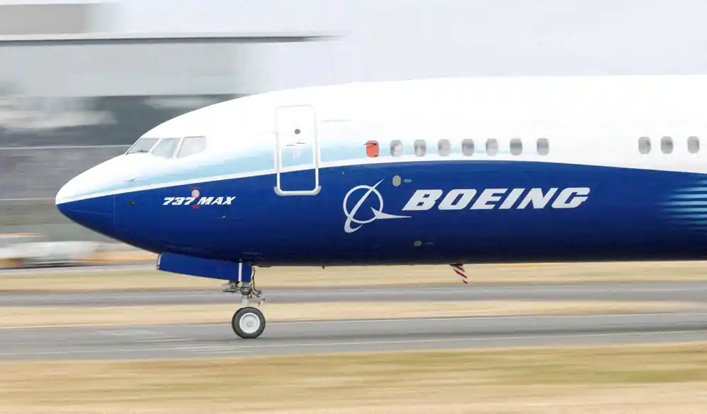 Boeing pauzira isporuke nekih 737 MAKS-a zbog problema sa novim dobavljačima