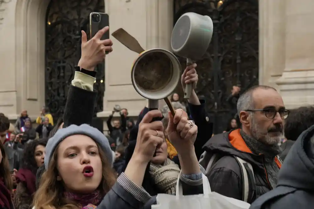 Francuska se sprema za novi veliki protest protiv penzione reforme