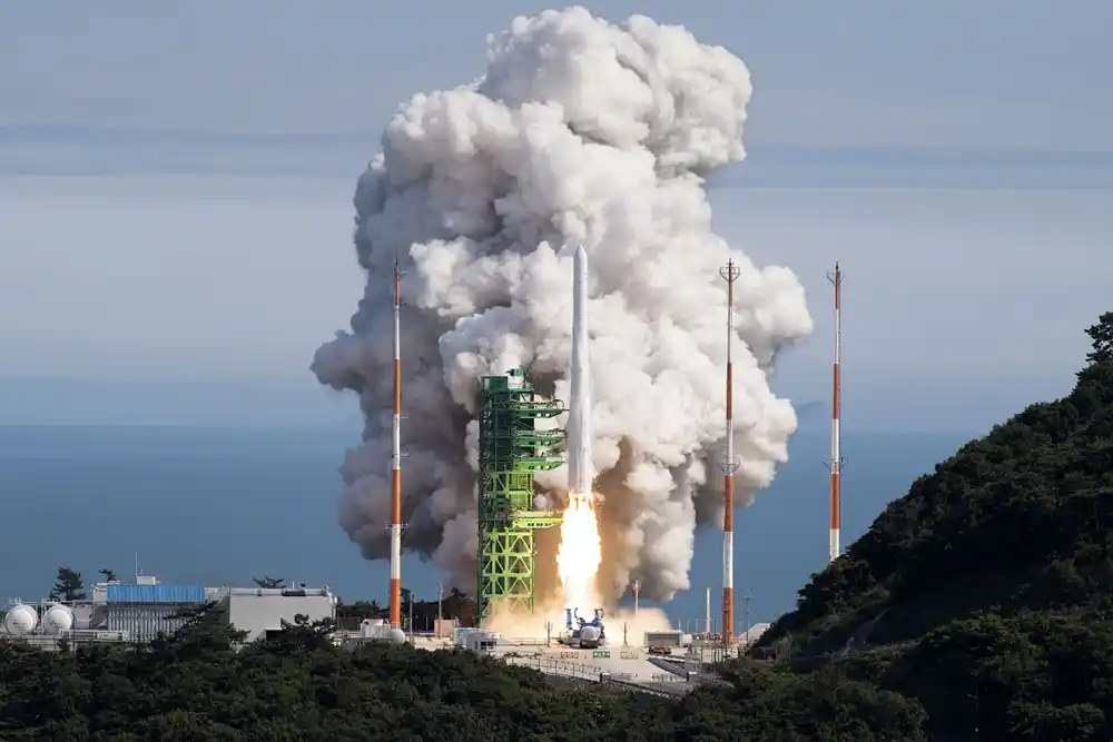 Južna Koreja će izvesti prvo lansiranje komercijalnog satelita