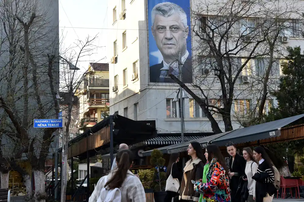 Specijalni sud za ratne zločine počeo suđenje bivšem gerilskom vođi Tačiju