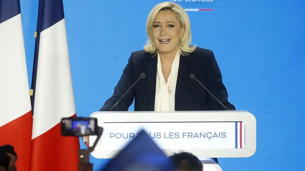 Makron: Le Pen može da preuzme vlast u Francuskoj