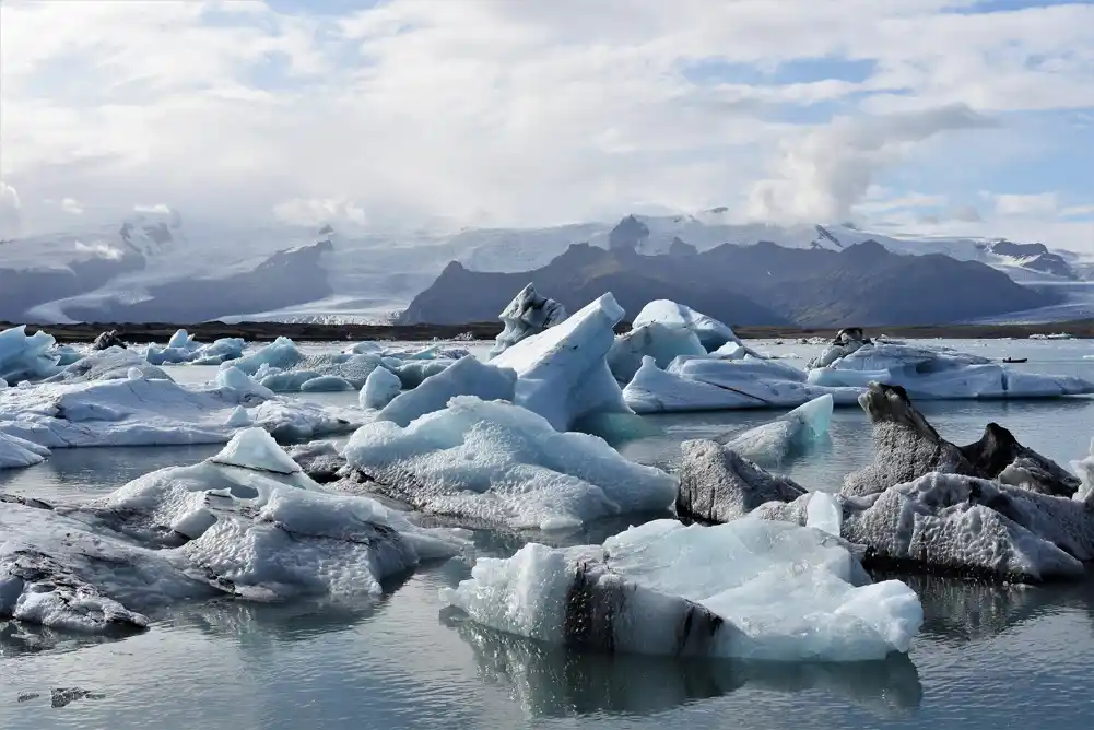 Tanji ledeni pokrivači mogu dovesti do naglog porasta subglacijalnih voda