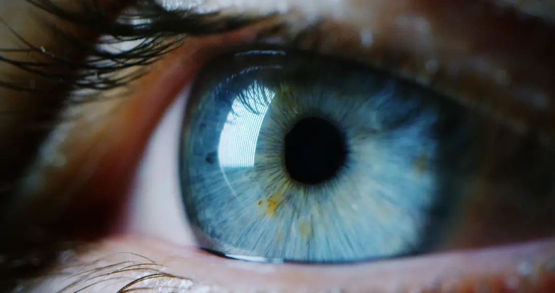 Istraživači otkrivaju mikrobne tajne suvog oka