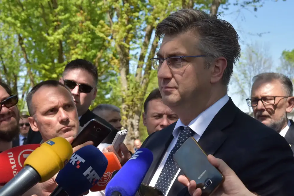 Plenković: Pijetet žrtvama jasenovačkog logora i svih totalitarnih režima