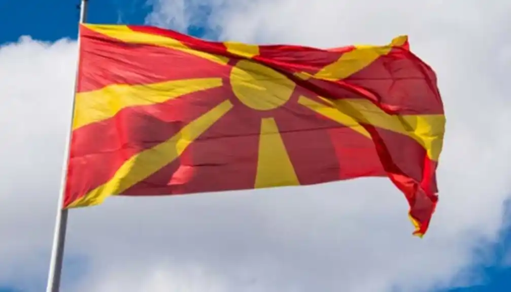 Kandidatkinja „Levice“ za predsednicu S.Makedonije traži izlazak iz NATO