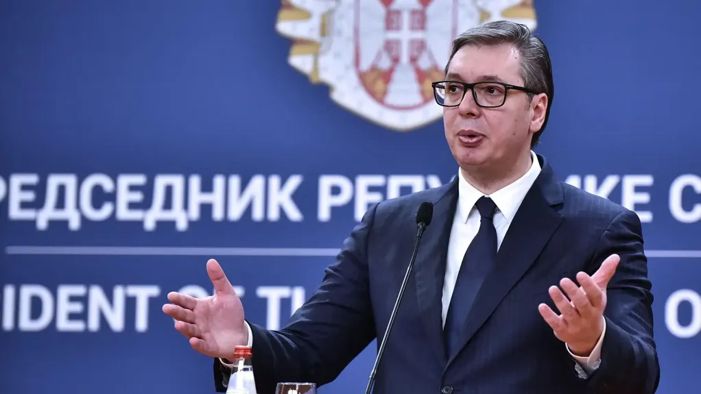 Vučić: Prosečna plata u Srbiji 2025. godine 1.025 evra