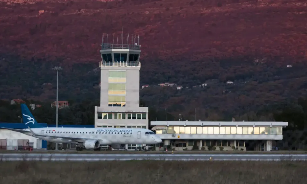 Aerodromi u Podgorici i Tivtu zatvoreni zbog dojava o bombi