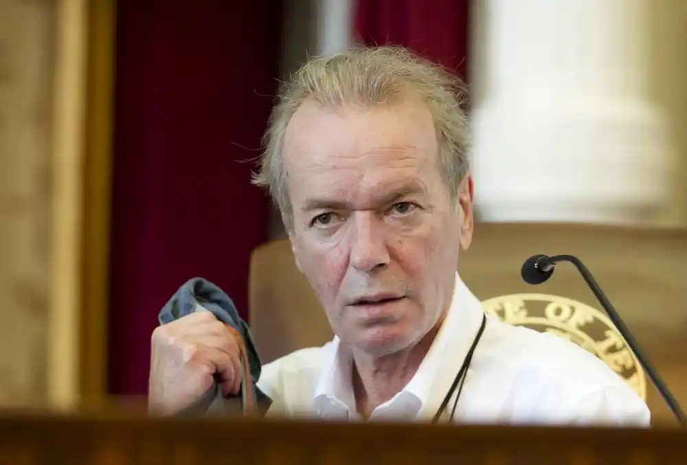 Preminuo britanski romanopisac Martin Amis