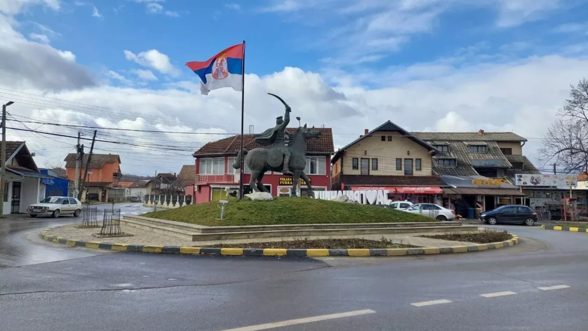 Srpska zastava se ponovo vijori u Gračanici