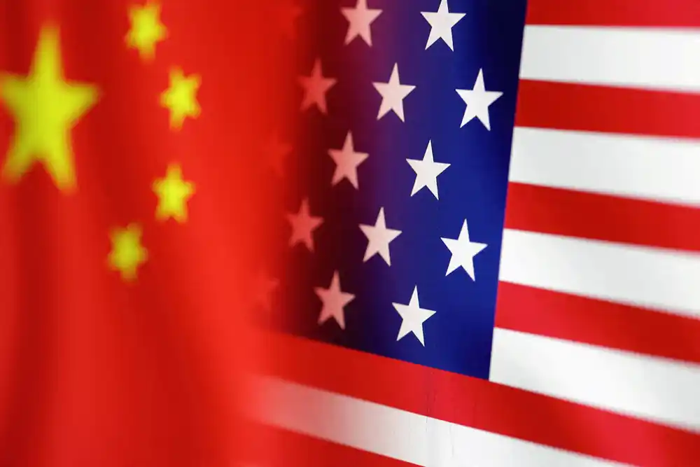 Pentagon: Kineski avion izveo je „agresivan“ manevar u blizini američkog vojnog aviona