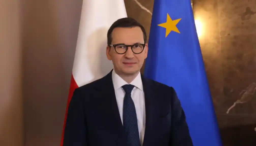 Poljska planira referendum o tome da li građani hoće da prime ilegalne migrante