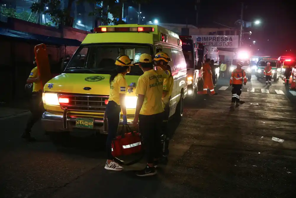 Najmanje 12 mrtvih u stampedu na fudbalskom stadionu u El Salvadoru