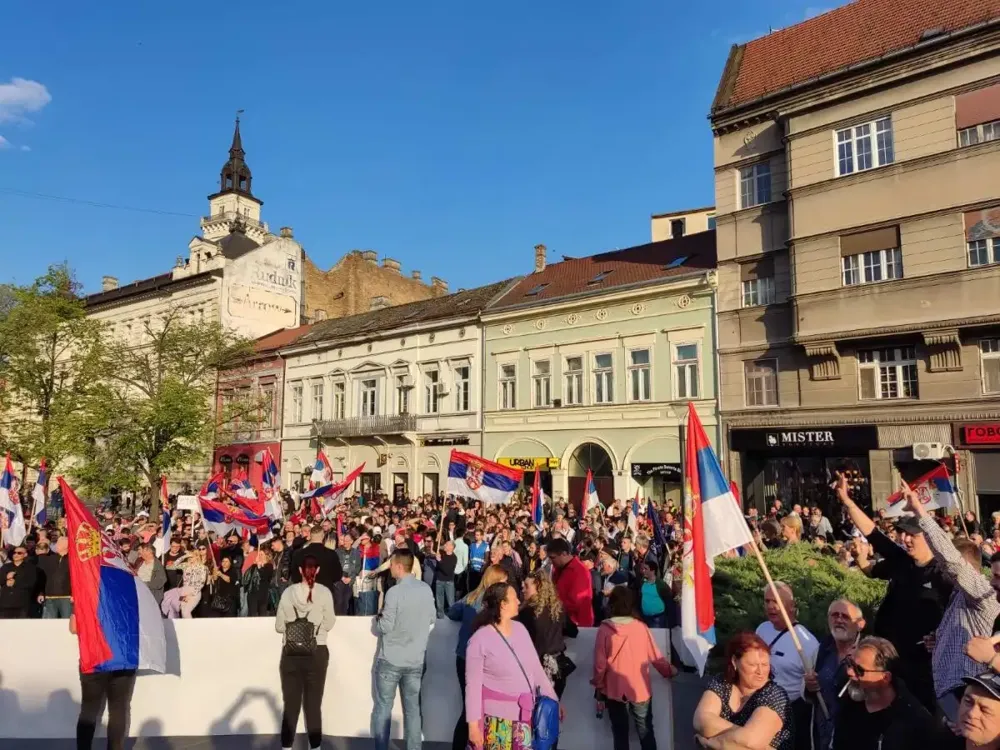 Protest opozicije i u Novom Sadu