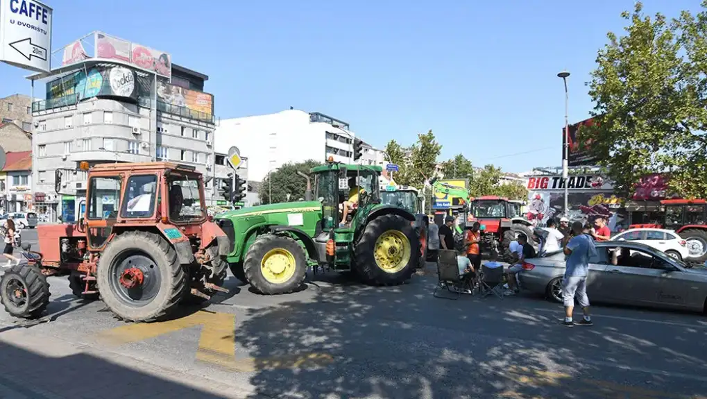 Poljoprivrednici došli na pregovore u vladu: Ako zahtevi ne budu ispunjeni, slede masovni protesti