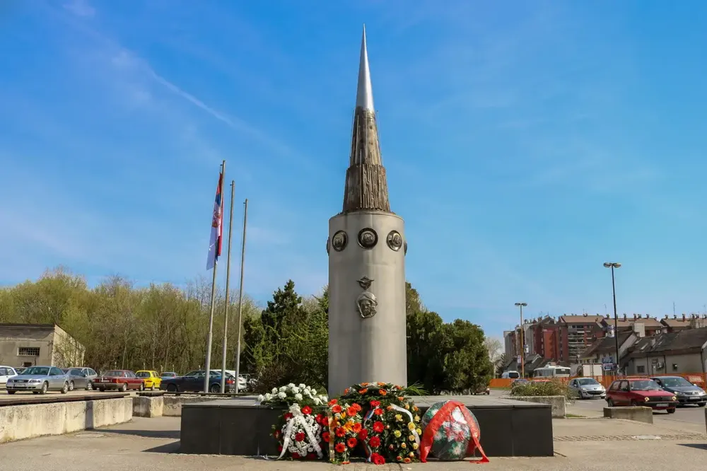 Pomen pilotu Milenku Pavloviću u Gornjem Crniljevu