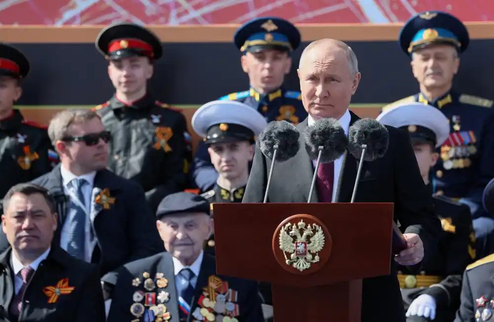 Putin na vojnoj paradi: Protiv naše otadžbine je pokrenut pravi rat