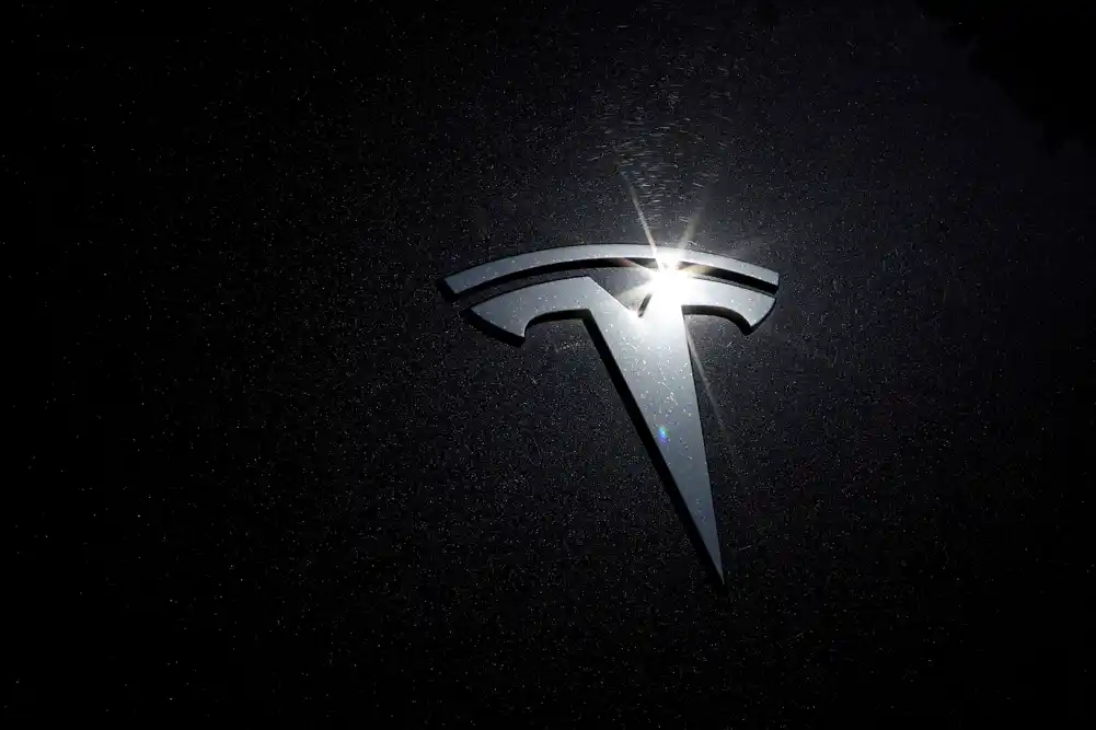 Tesla: Procurele hiljade dokumenata sa bezbednosnim propustima