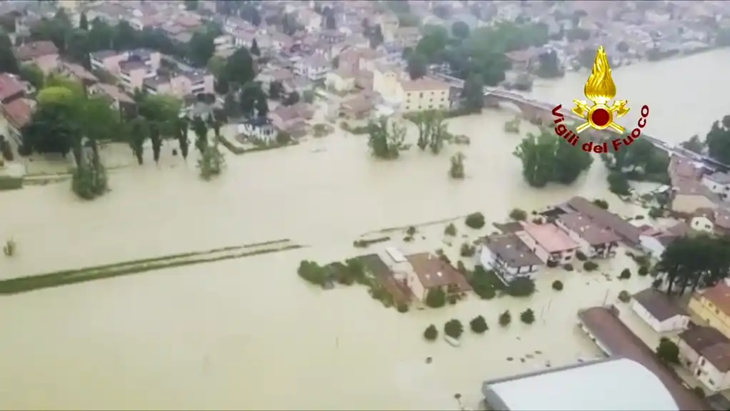 Troje mrtvih u poplavama na severu Italije