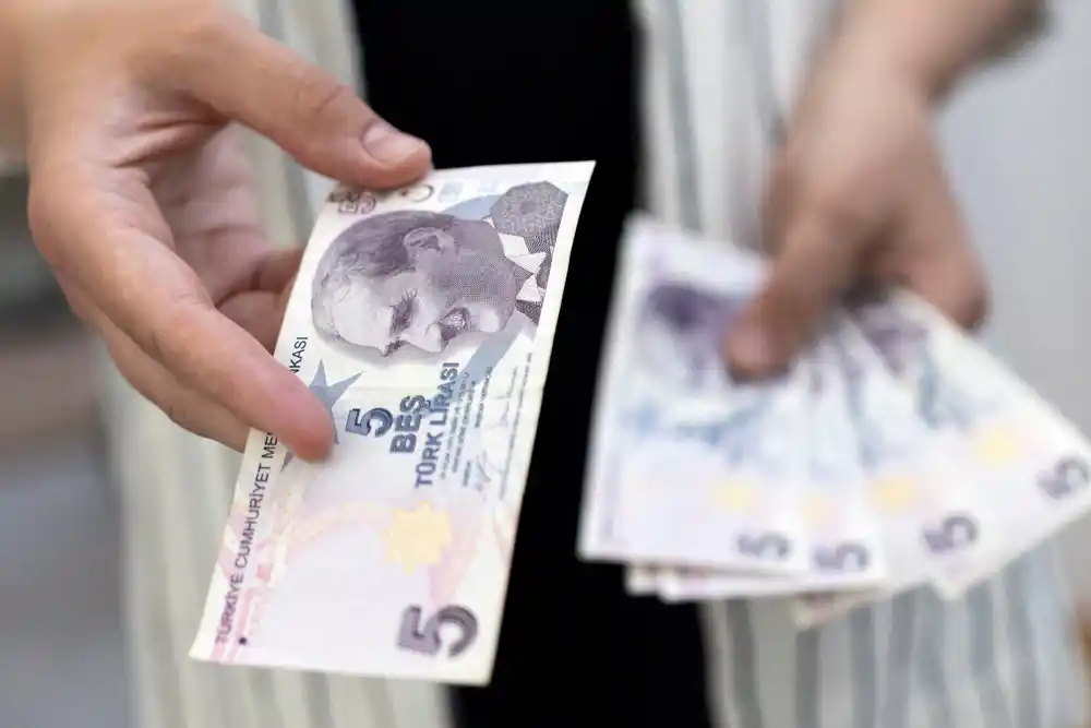 Turska lira dostigla rekordno nisku vrednost