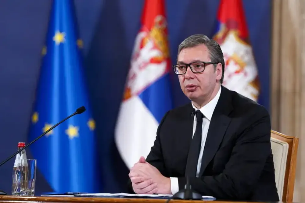 Vučić o motivu za masakr: Ubica samo ponavljao „omalovažavanje“