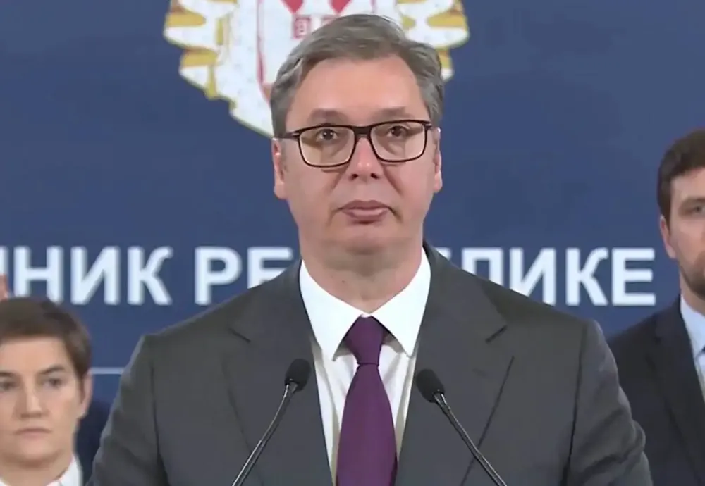 Vučić: Mnogo oružja predato, zahvalan sam građanima