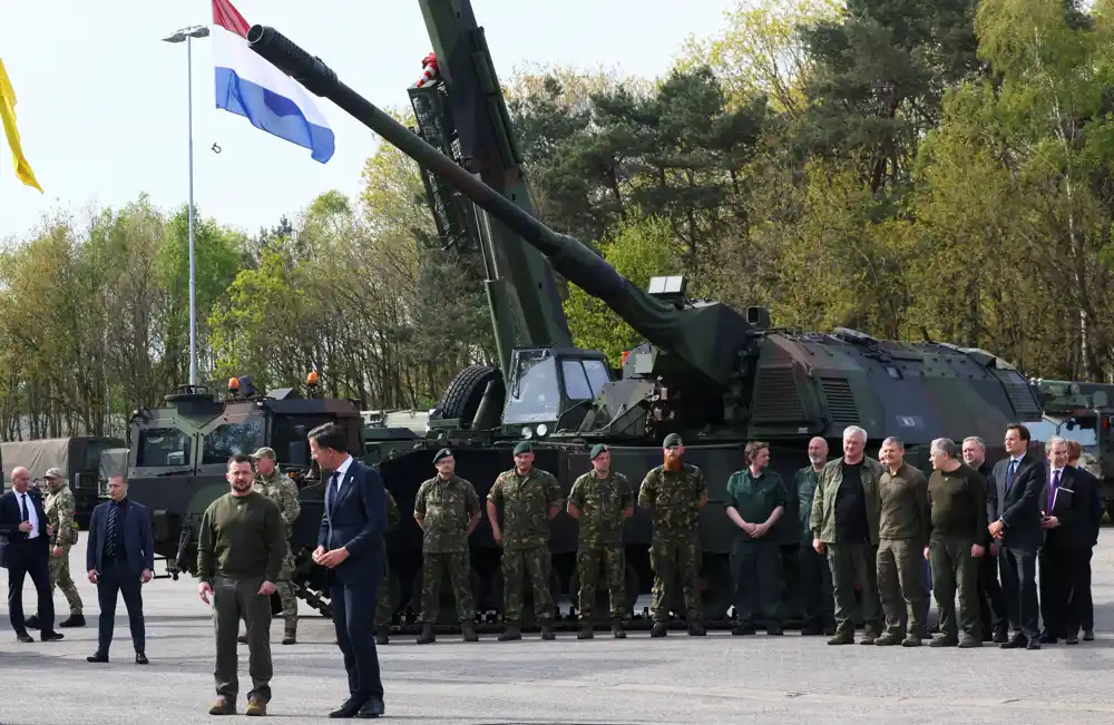 Zelenski se sastao sa ranjenim ukrajinskim vojnicima u Holandiji