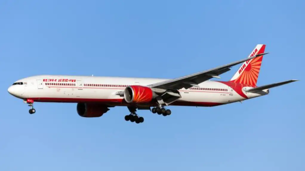 Er Indija šalje rezervni avion za putnike koji su zaglavili u Rusiji