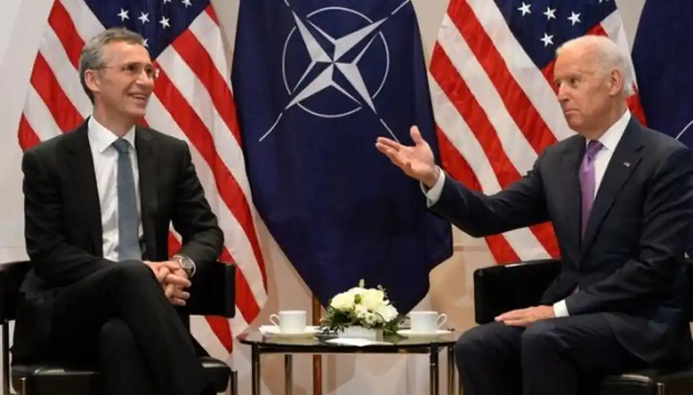 Bajden i Stoltenberg razgovaraju o samitu NATO-a, pomoći Ukrajini