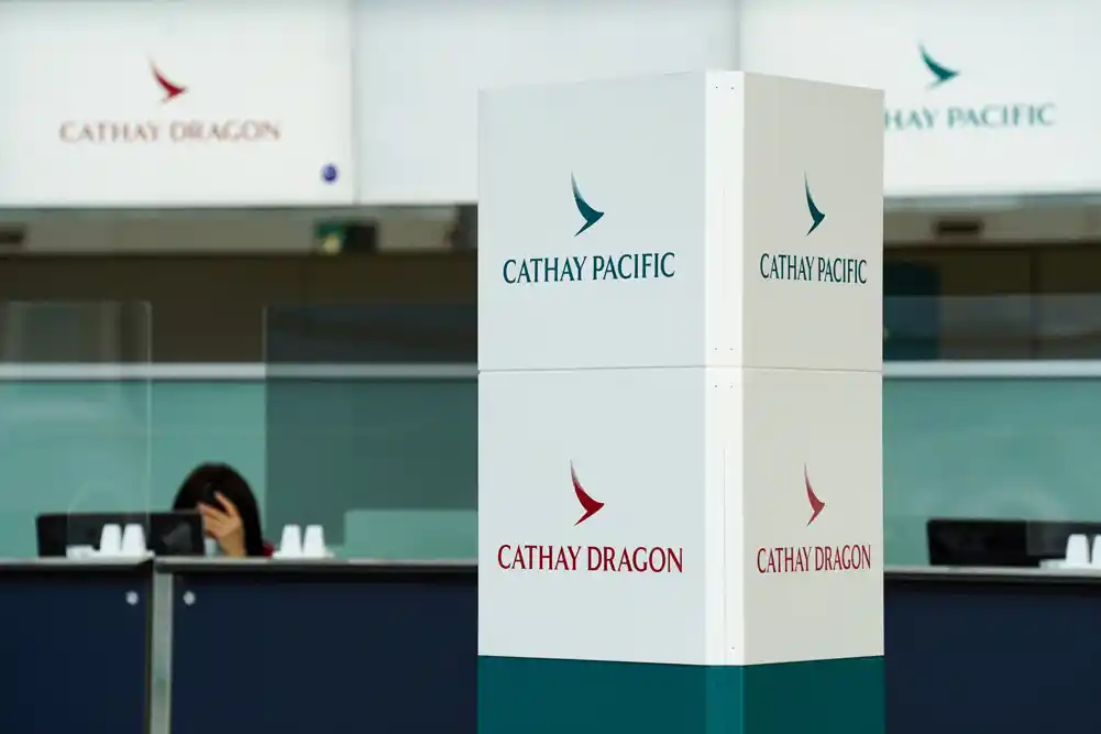 Jedanaest povređenig u avionskom incidentu Cathay Pacific u Hong Kongu