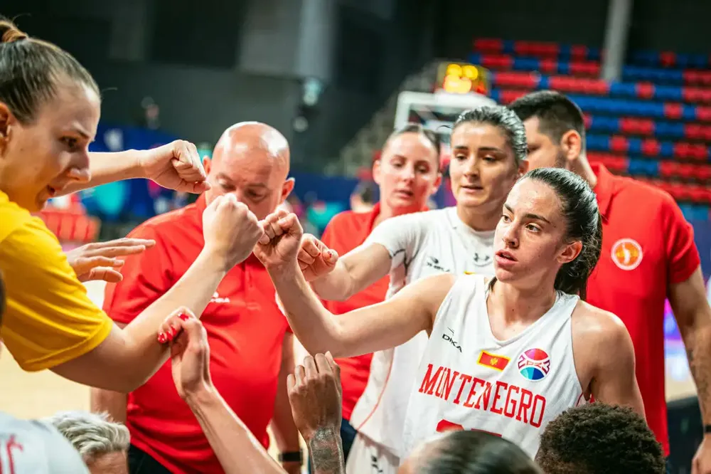 Košarkašice Crne Gore doživele težak poraz u četvrtfinalu Eurobasketa