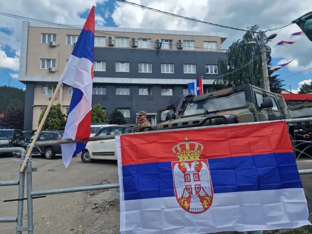 Na severu Kosova i Metohije mirno, Srbi i dalje protestuju