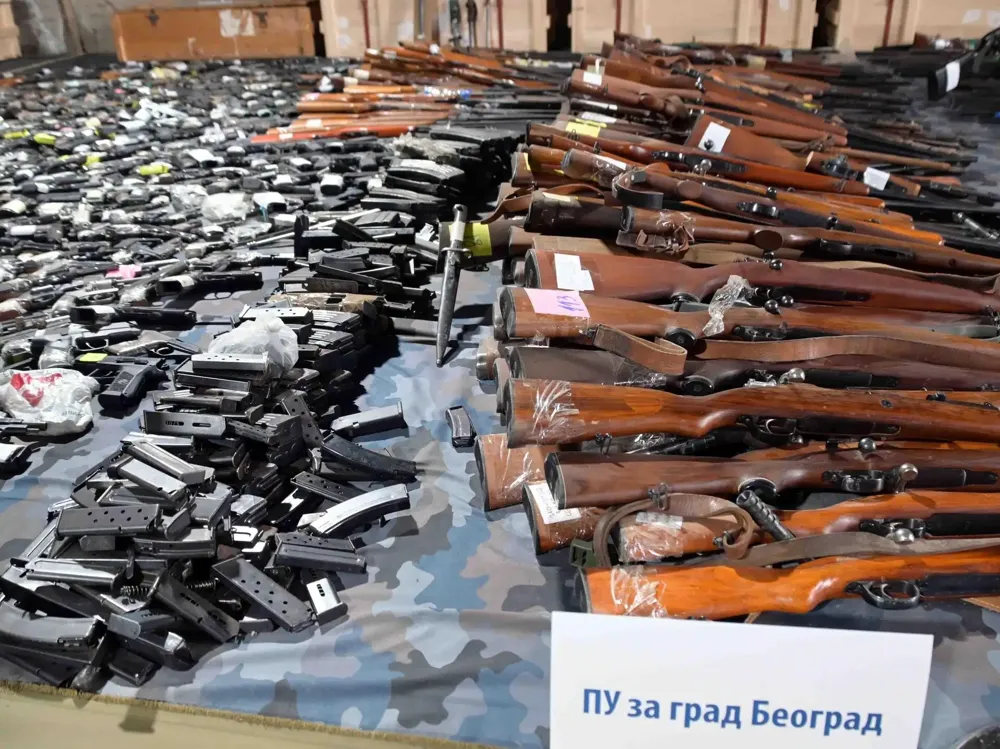 Produžen rok za predaju nelegalnog oružja u Srbiji