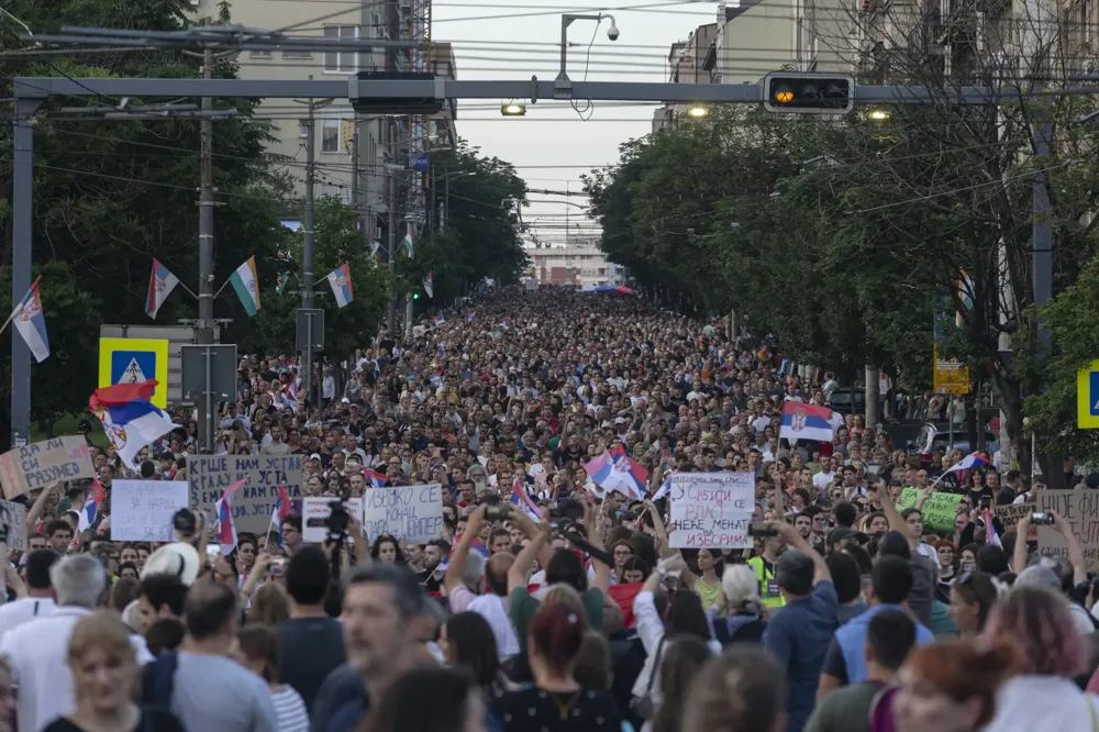 Počela protestna šetnja