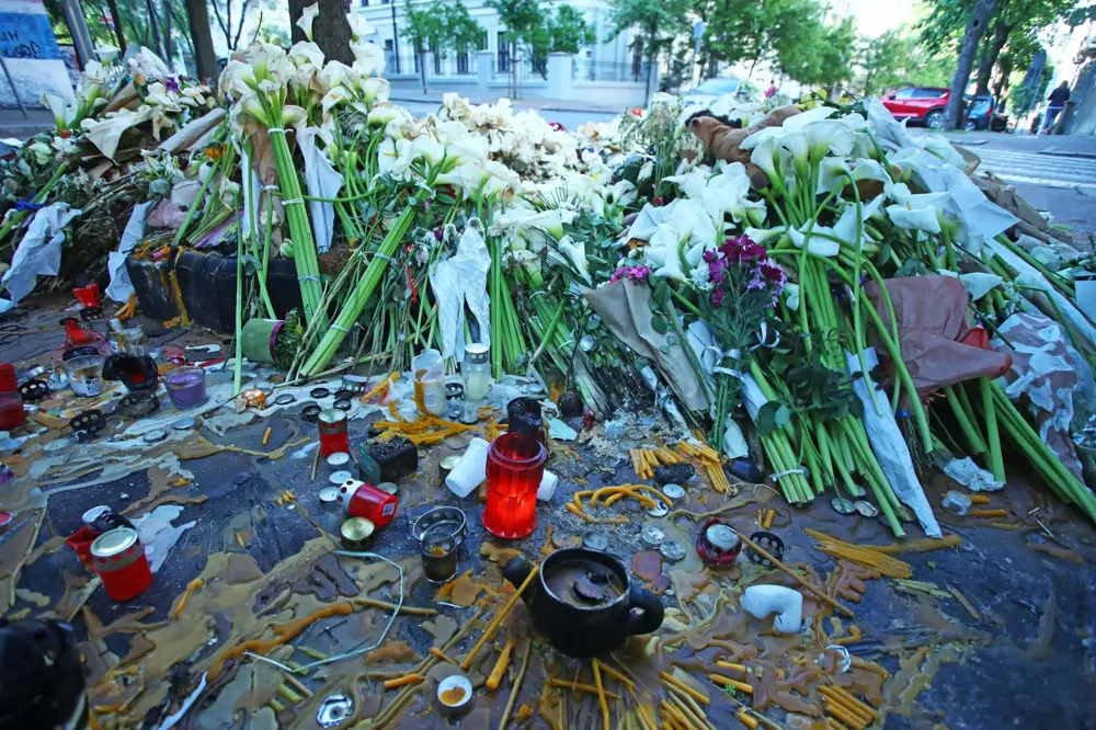 Porodice ubijenih u školi „Vladislav Ribnikar“: Država da spreči dalje traumatizovanje žrtava
