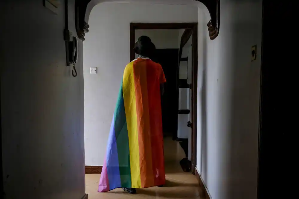 Ugandska policija saopštila je da je aktivista za prava homoseksualaca u kritičnom stanju nakon napada nožem