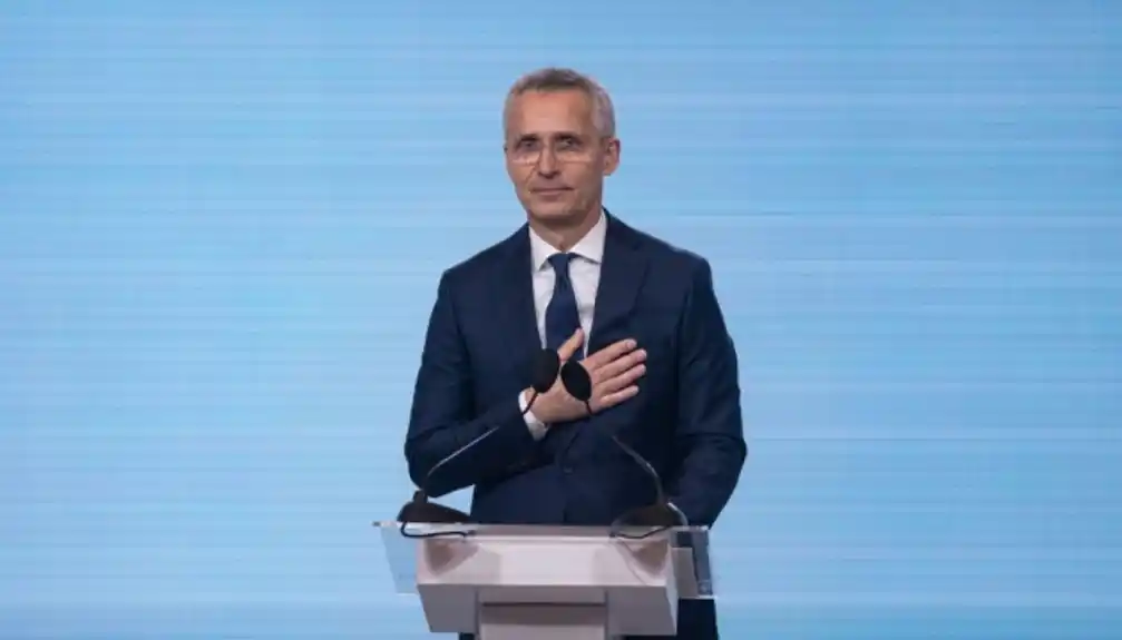 Stoltenberg: NATO da razmotri bezbednosne garancije za Ukrajinu posle rata