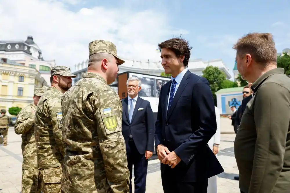 Trudeau najavljuje vojnu pomoć, obraća se ukrajinskom parlamentu