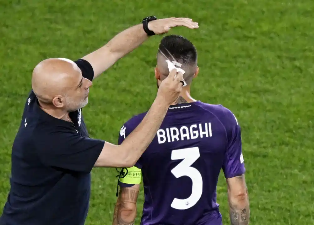 UEFA optužuje Vest Hem i Fiorentinu za incidente u finalu Konferencijske lige