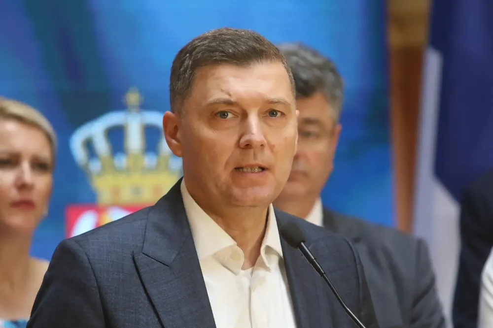 Zelenović: Vučić je izgubio kompas, narod je pokazao da ima moć