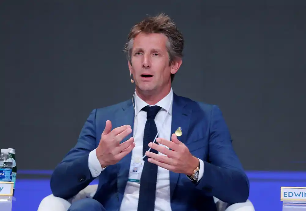 Bivši golman Holandije Van der Sar hospitalizovan